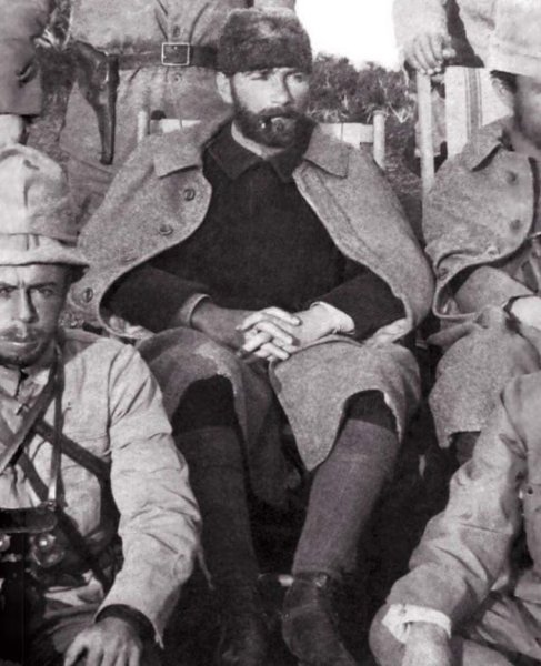 atam692.jpg