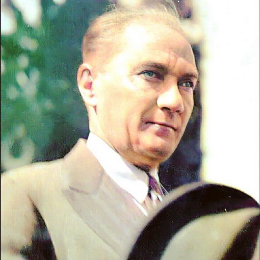 Ataturk Turkiyedir Ataturk Ile Kalin 